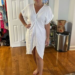 White Italian Linen size small (fits like a m/l) dress
